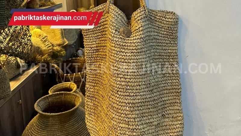 Pusat Grosir Tas dari Bahan Alami