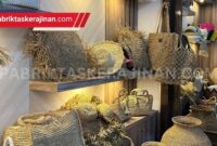 Jual-Grosir-Tas-Anyaman-Eceng-Gondok Jual Grosir Tas Anyaman Eceng Gondok